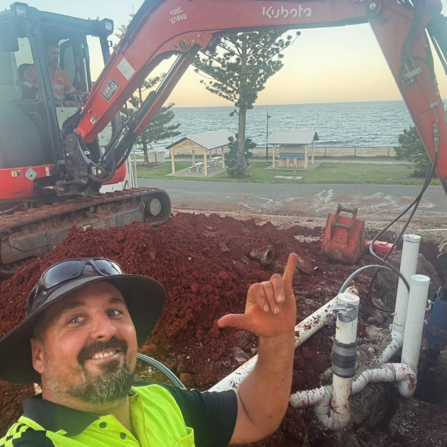 Early start, Redcliffe